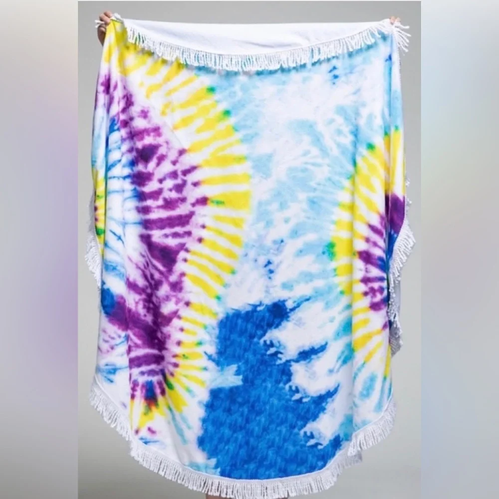 NWT Round Tie Dye Beach Throw size 58”